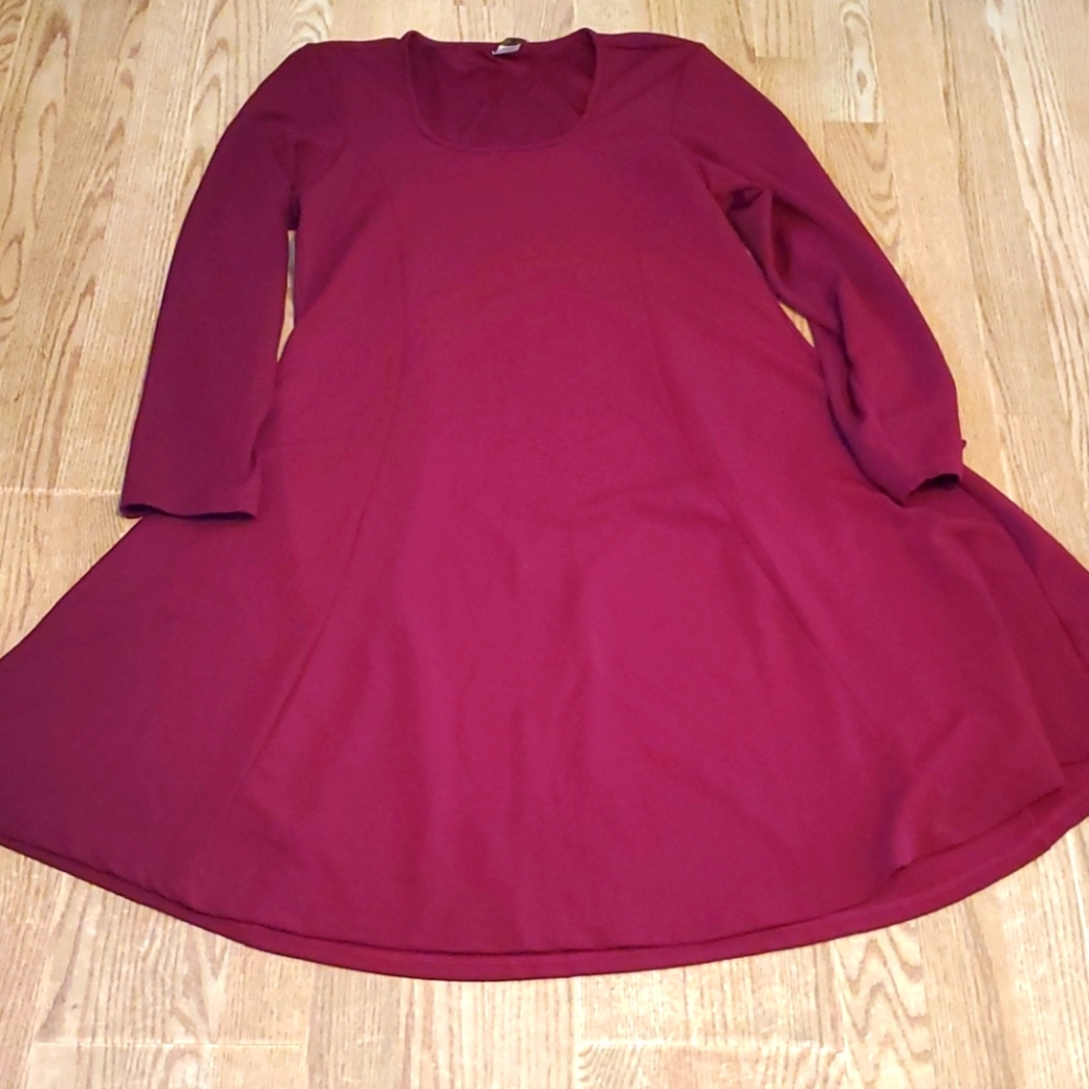 24/7 comfort burgundy dress junior 2x